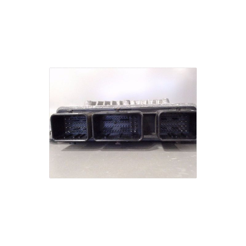 CALCULATEUR MOTEUR FORD FUSION