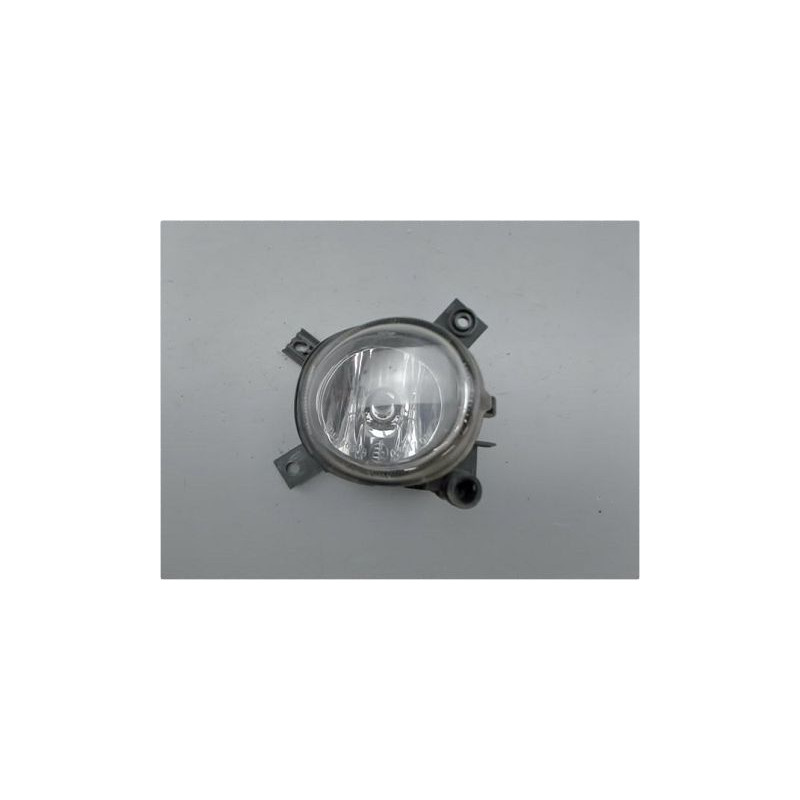 PHARE ANTIBROUILLARD AVANT DROIT AUDI A4