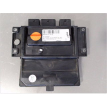 CALCULATEUR MOTEUR RENAULT CLIO