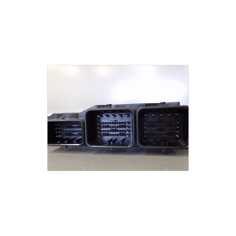CALCULATEUR MOTEUR FORD FIESTA