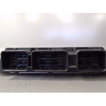 CALCULATEUR MOTEUR RENAULT LAGUNA
