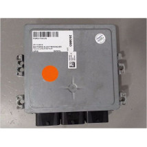 CALCULATEUR MOTEUR FORD FOCUS