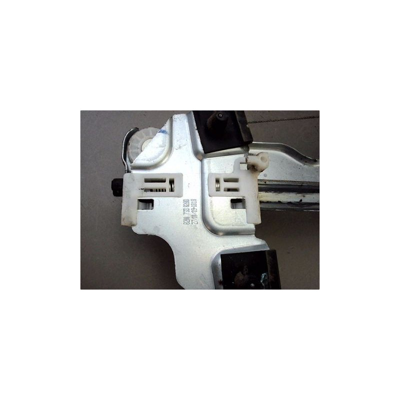 MECANISME LEVE-GLACE AVANT DROIT DACIA SANDERO