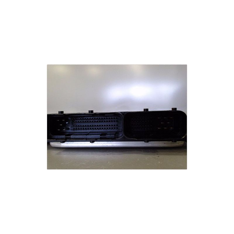 CALCULATEUR MOTEUR PEUGEOT 107