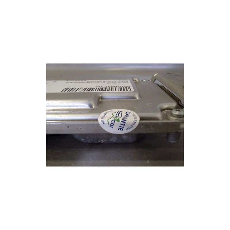 CALCULATEUR MOTEUR PEUGEOT 107