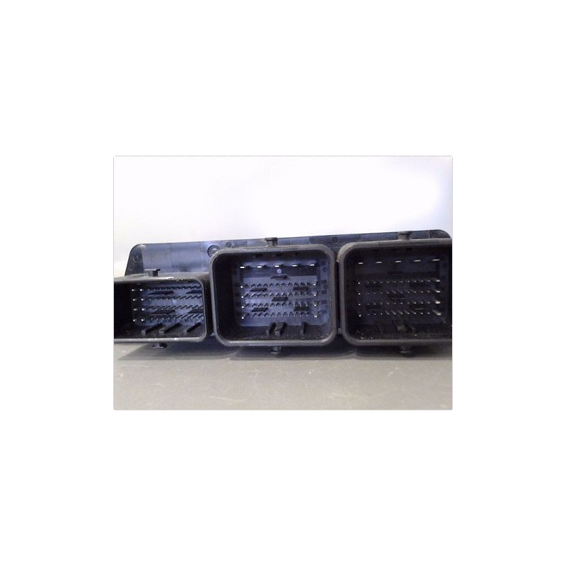 CALCULATEUR MOTEUR FORD C-MAX