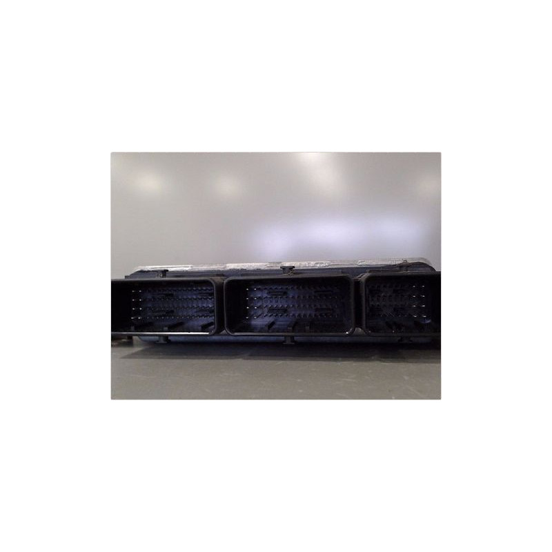 CALCULATEUR MOTEUR RENAULT MEGANE