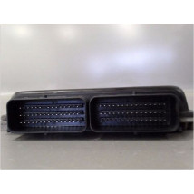 CALCULATEUR MOTEUR RENAULT CLIO