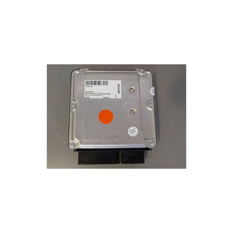 CALCULATEUR MOTEUR AUDI A4