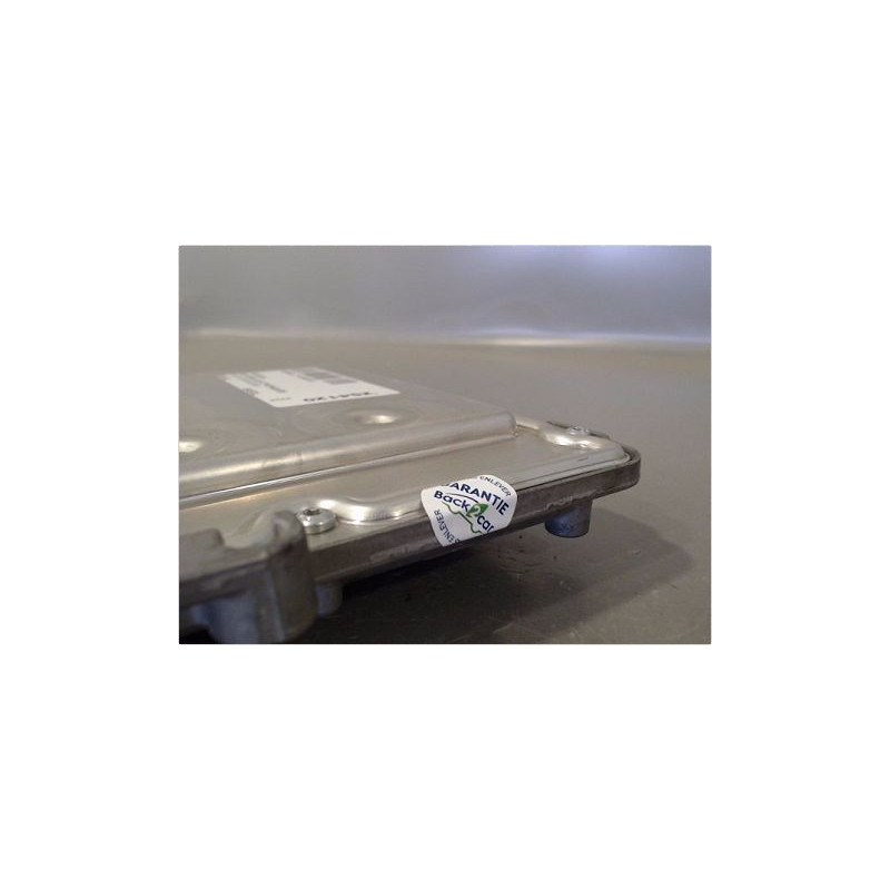 CALCULATEUR MOTEUR RENAULT KANGOO