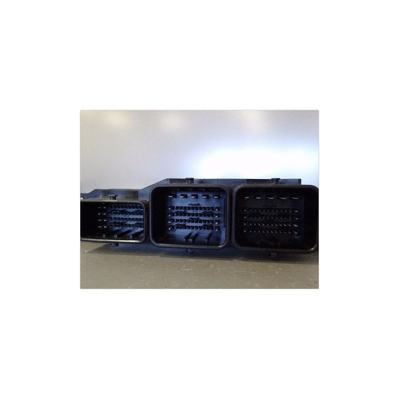 CALCULATEUR MOTEUR FORD FIESTA