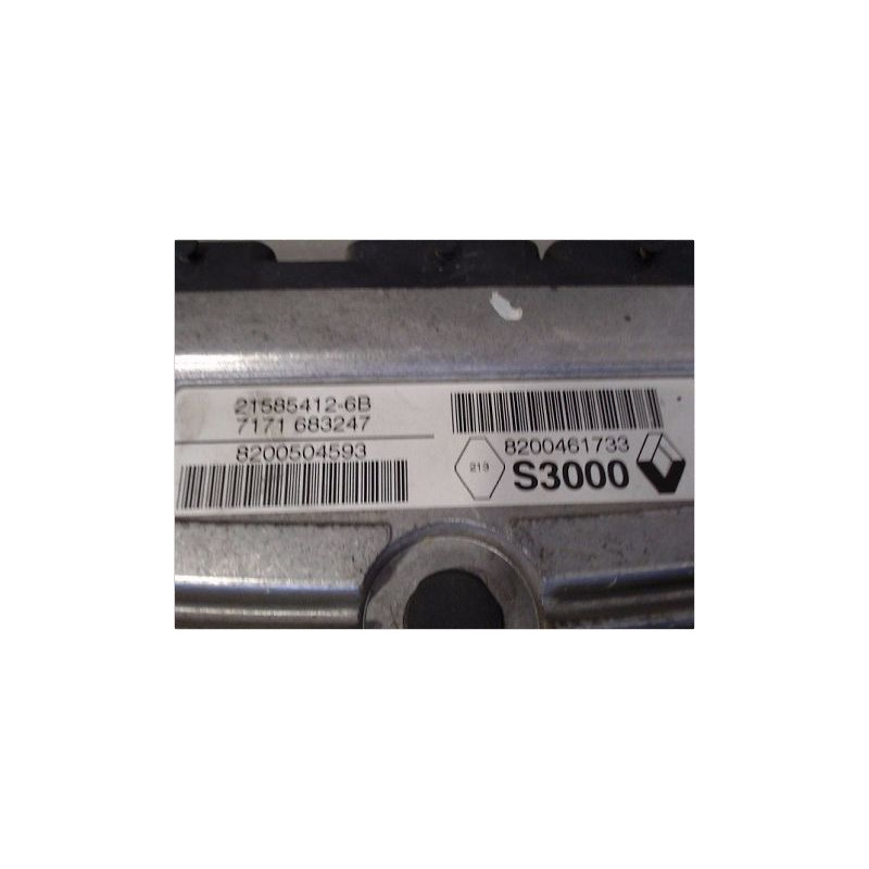 CALCULATEUR MOTEUR RENAULT CLIO