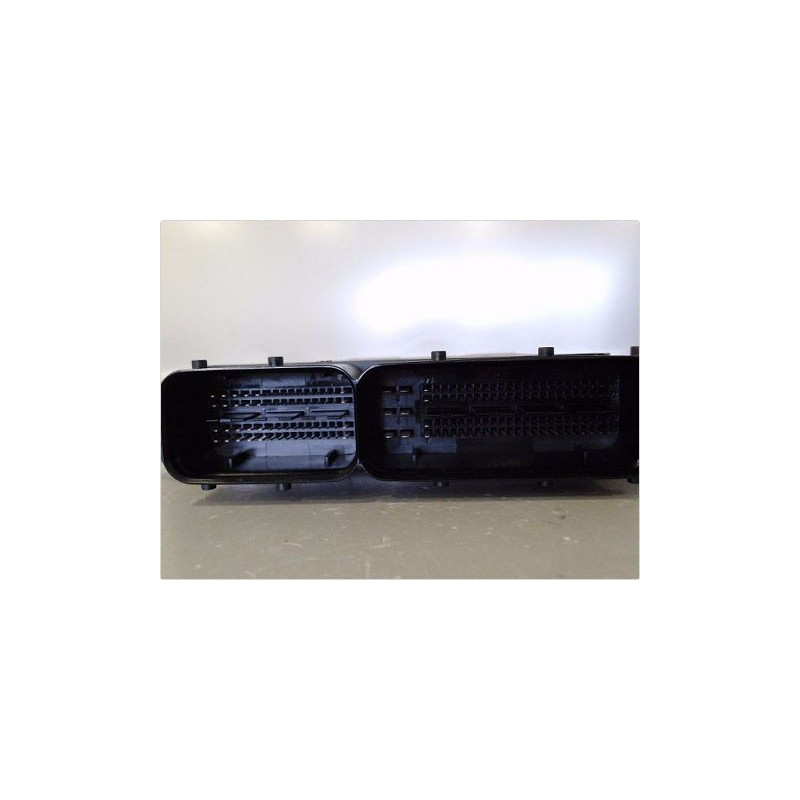 CALCULATEUR MOTEUR AUDI A3