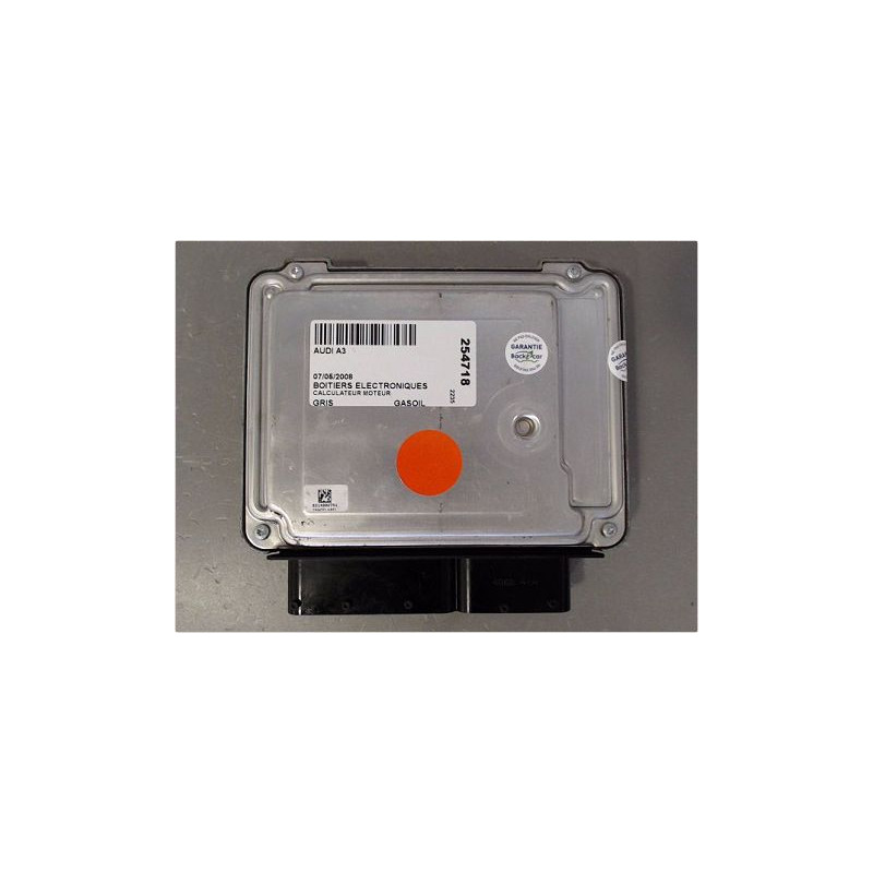 CALCULATEUR MOTEUR AUDI A3