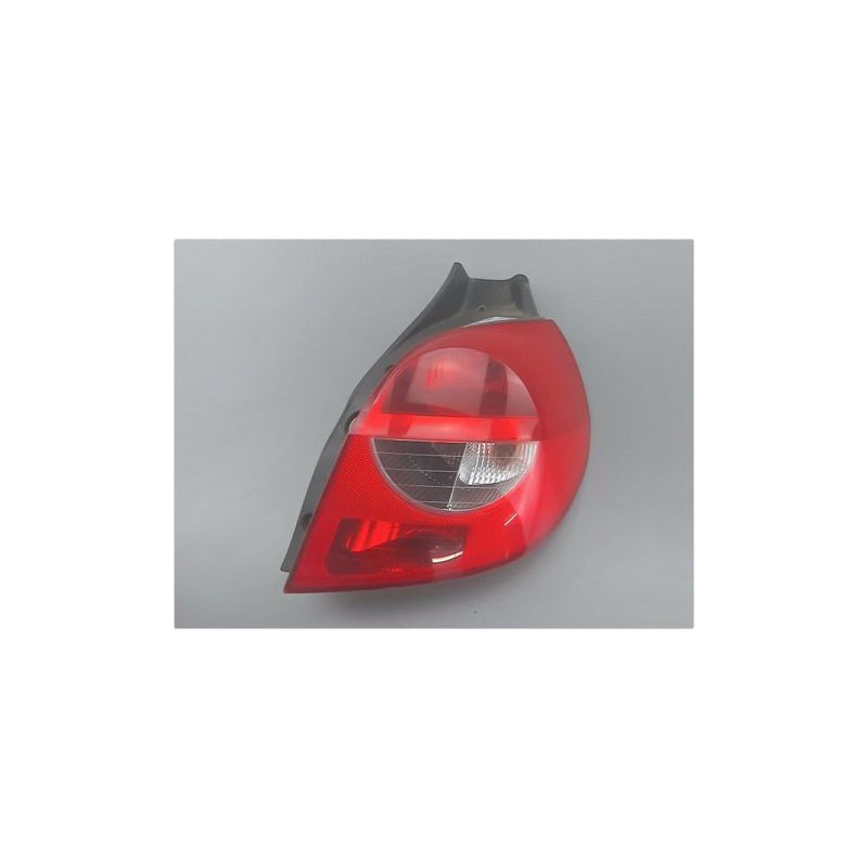 FEU ARRIERE DROIT RENAULT CLIO