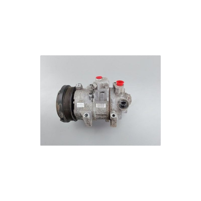 COMPRESSEUR AIR CONDITIONNE TOYOTA VERSO