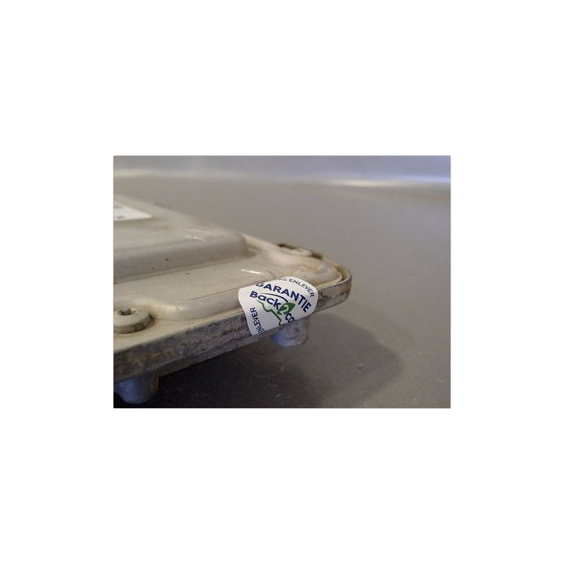 CALCULATEUR MOTEUR FORD FIESTA