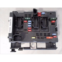 BOITE A FUSIBLES PEUGEOT 206