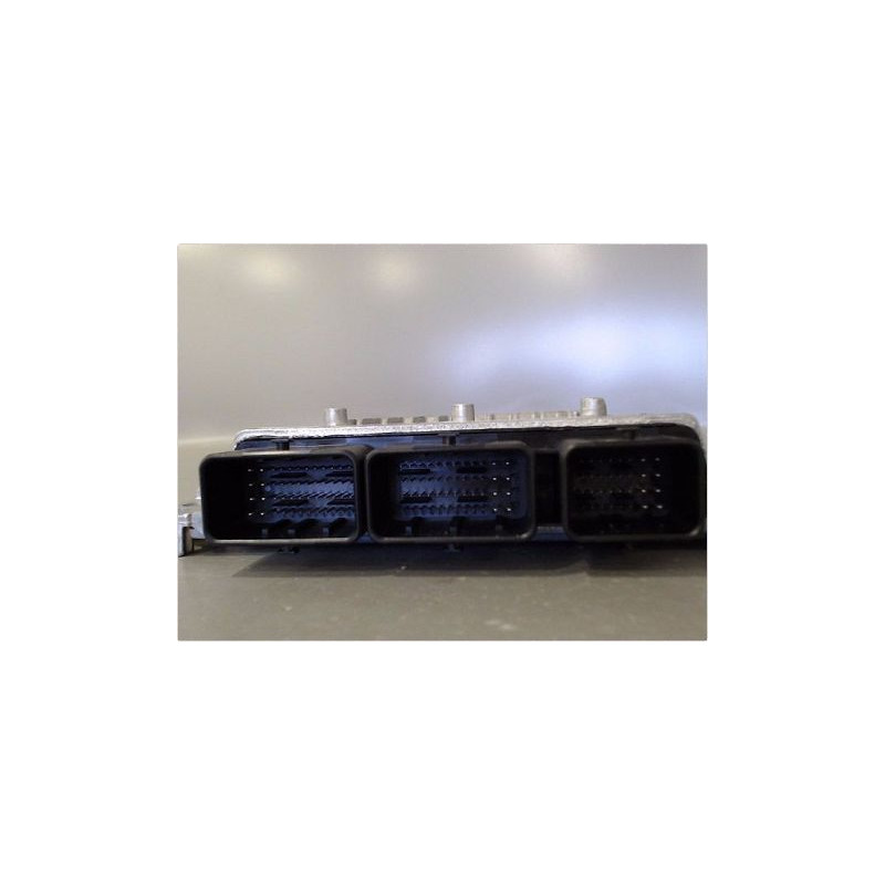 CALCULATEUR MOTEUR FORD C-MAX