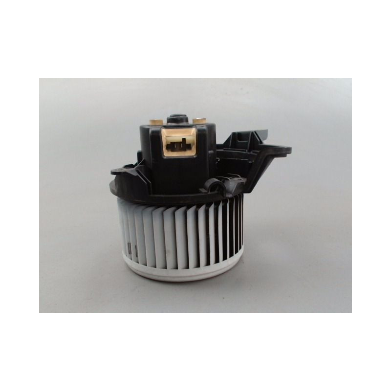 MOTEUR VENTILATEUR CHAUFFAGE OPEL CORSA