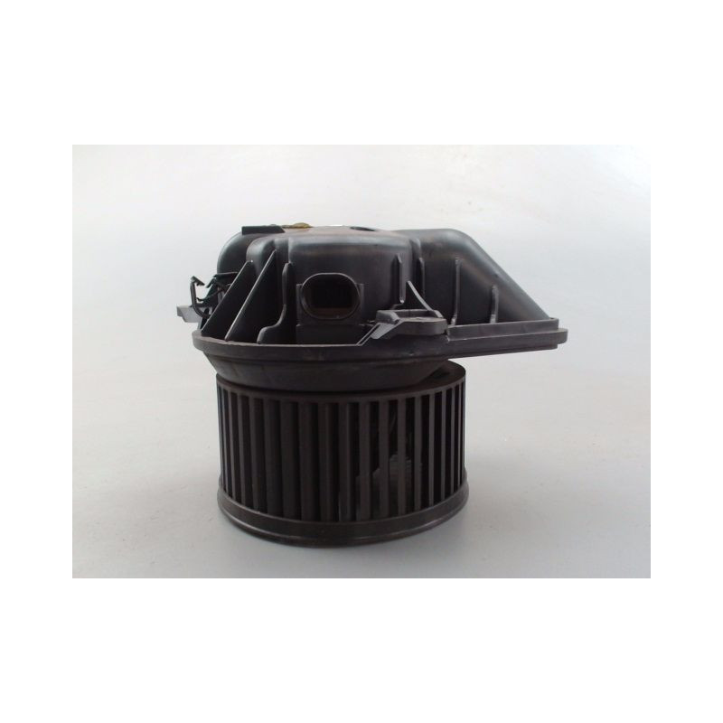 MOTEUR VENTILATEUR CHAUFFAGE PEUGEOT 406