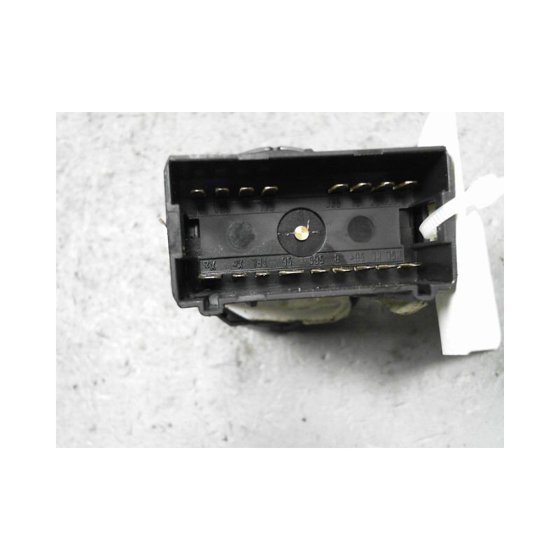 COMMANDE ECLAIRAGE VOLKSWAGEN SHARAN