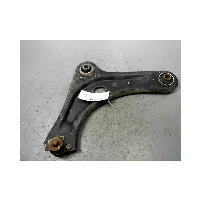 TRIANGLE INFERIEUR AVANT GAUCHE PEUGEOT 1007