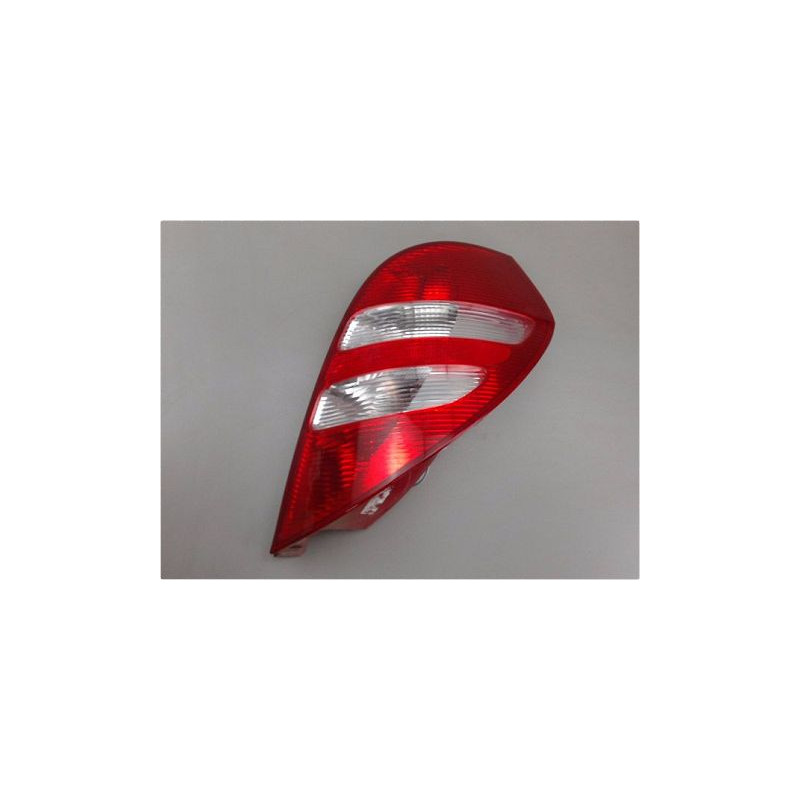 FEU ARRIERE DROIT MERCEDES CLASSE A