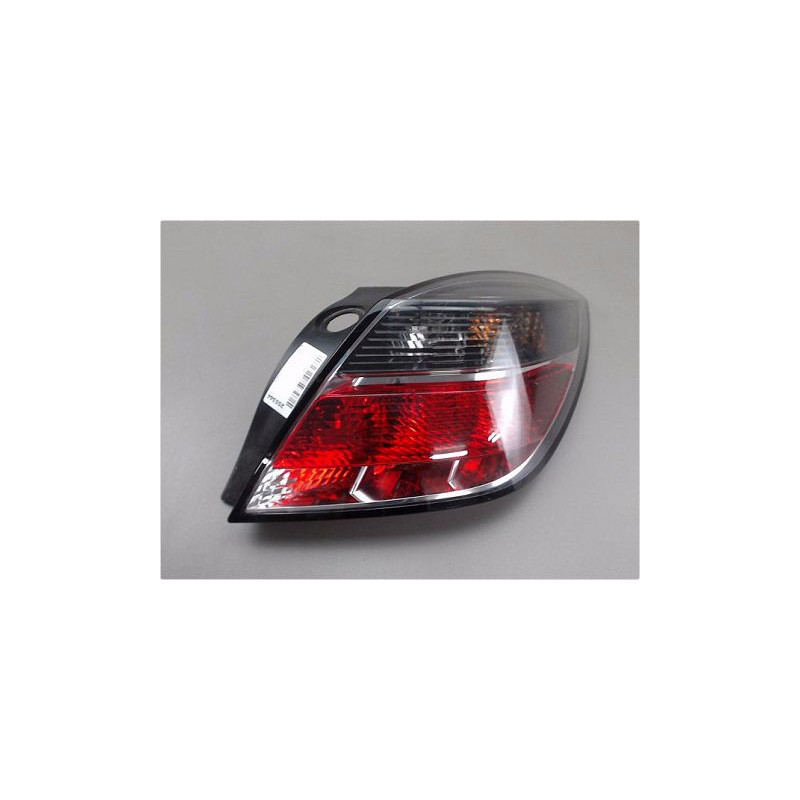 FEU ARRIERE DROIT OPEL ASTRA