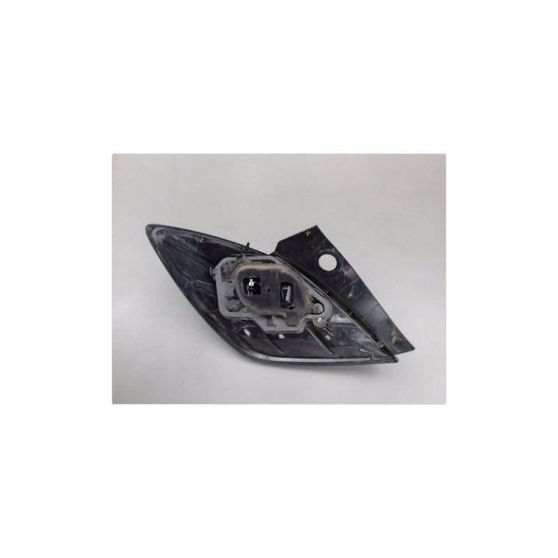 FEU ARRIERE DROIT OPEL ASTRA