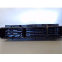 CALCULATEUR MOTEUR RENAULT MASTER