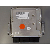 CALCULATEUR MOTEUR RENAULT MASTER