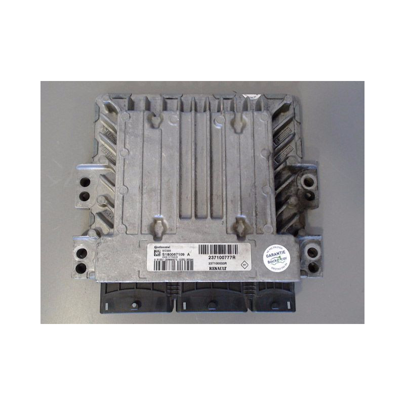 CALCULATEUR MOTEUR RENAULT MEGANE