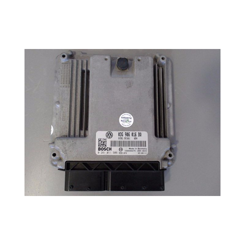 CALCULATEUR MOTEUR VOLKSWAGEN TOURAN