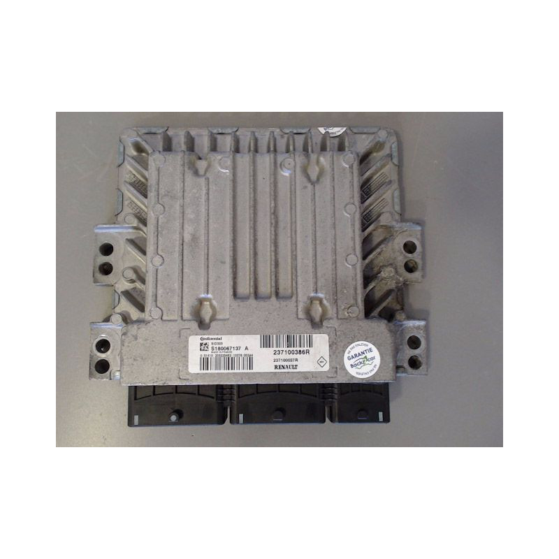 CALCULATEUR MOTEUR RENAULT MEGANE