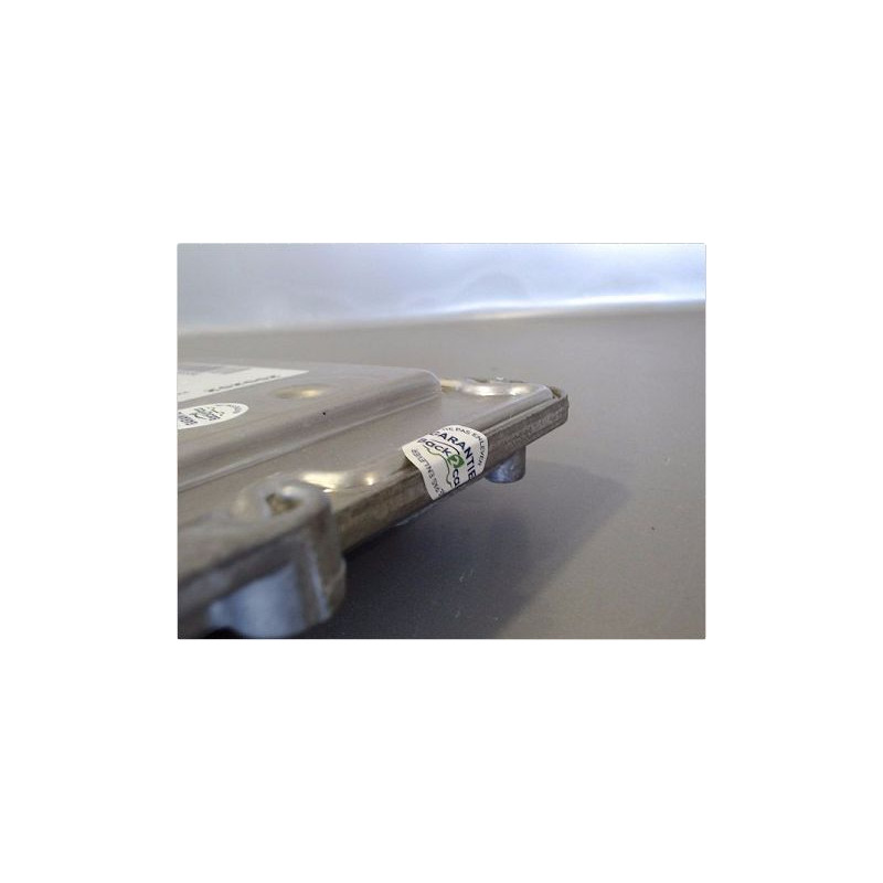 CALCULATEUR MOTEUR RENAULT MEGANE