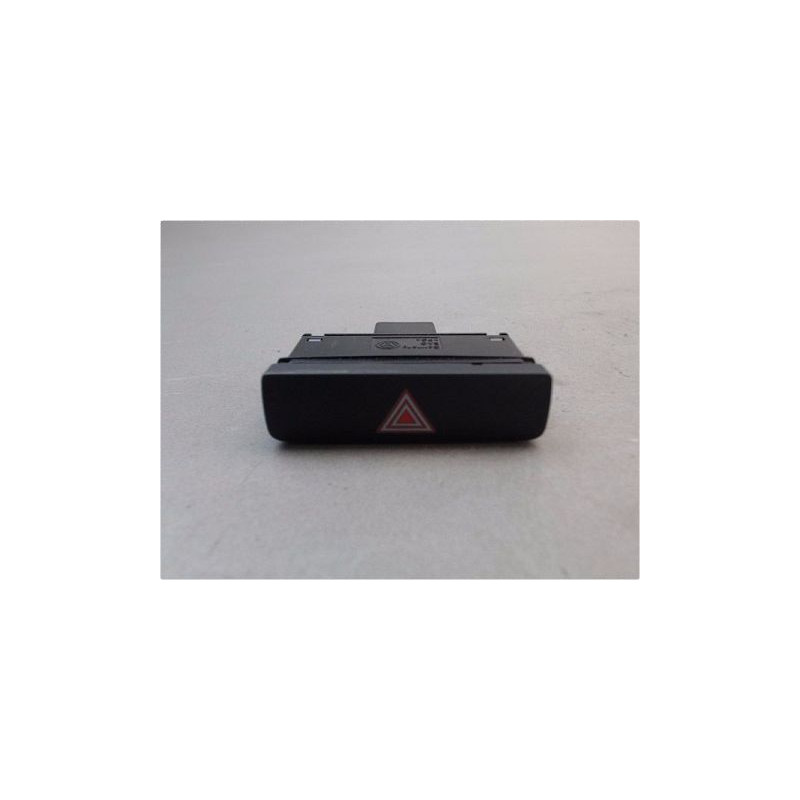 BOUTON DE WARNING VOLKSWAGEN PASSAT