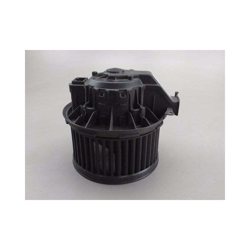 MOTEUR VENTILATEUR CHAUFFAGE FORD FIESTA