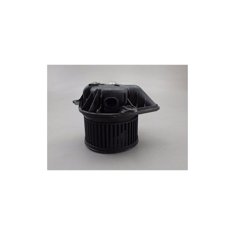 MOTEUR VENTILATEUR CHAUFFAGE RENAULT TRAFIC