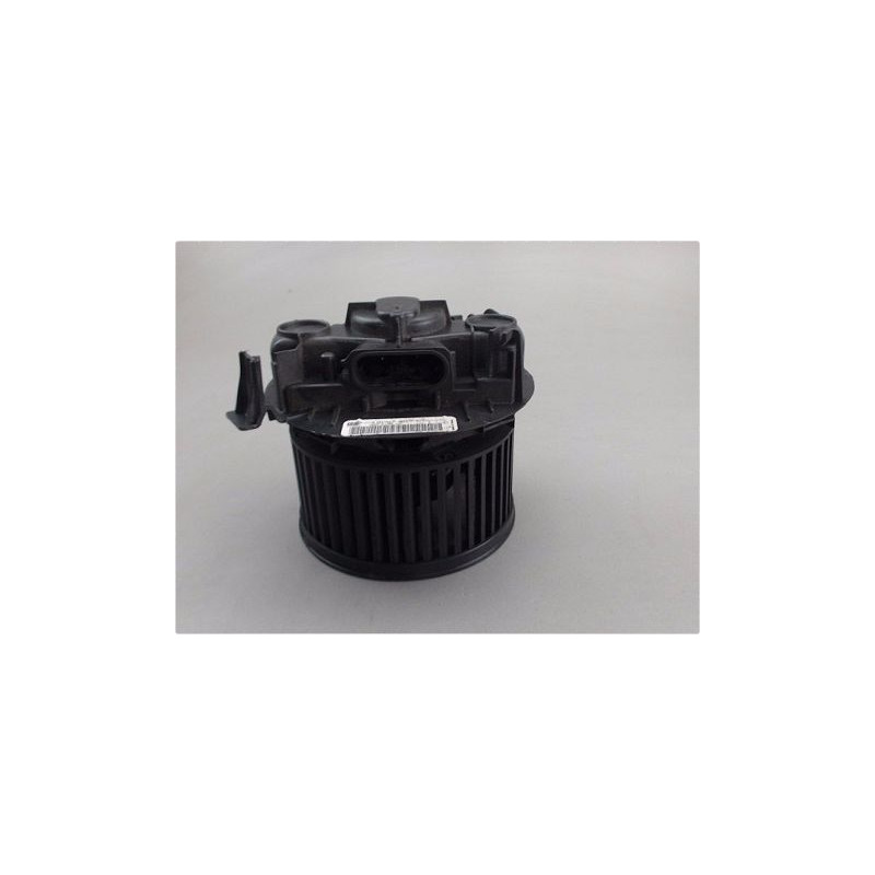 MOTEUR VENTILATEUR CHAUFFAGE NISSAN MICRA