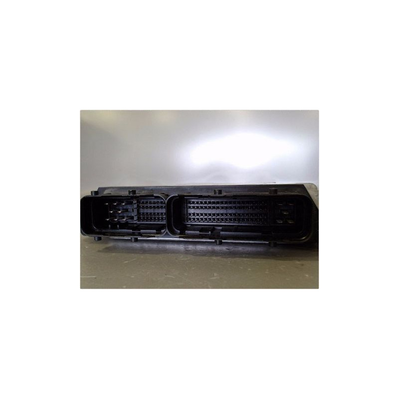 CALCULATEUR MOTEUR TOYOTA AURIS