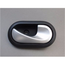 POIGNEE INTERIEURE PORTE AVANT DROIT DACIA DUSTER 10-13