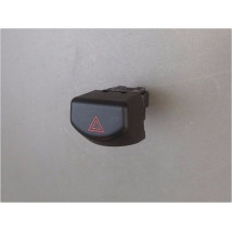BOUTON DE WARNING NISSAN MICRA