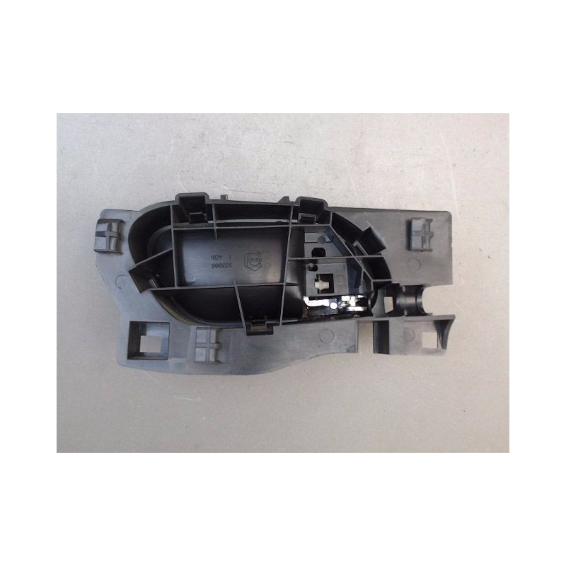 POIGNEE INTERIEURE PORTE AVANT GAUCHE CITROEN C4