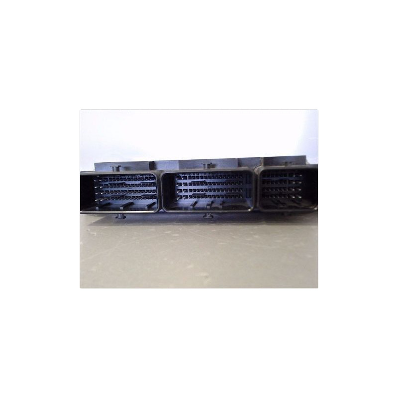 CALCULATEUR MOTEUR RENAULT MEGANE