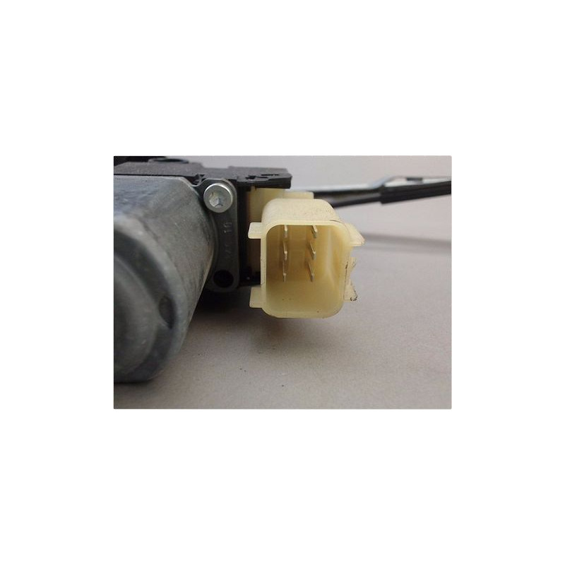 MECANISME LEVE-GLACE AVANT GAUCHE FORD FIESTA