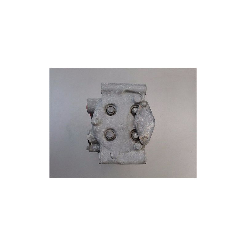 COMPRESSEUR AIR CONDITIONNE FORD FOCUS