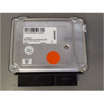 CALCULATEUR MOTEUR VOLKSWAGEN TOURAN