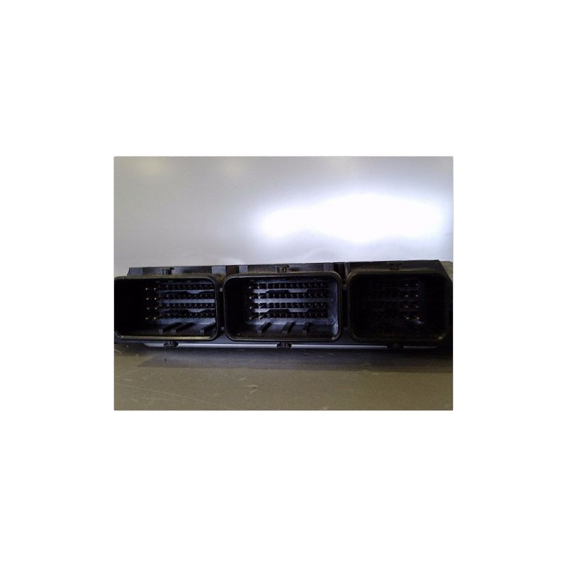 CALCULATEUR MOTEUR RENAULT MEGANE
