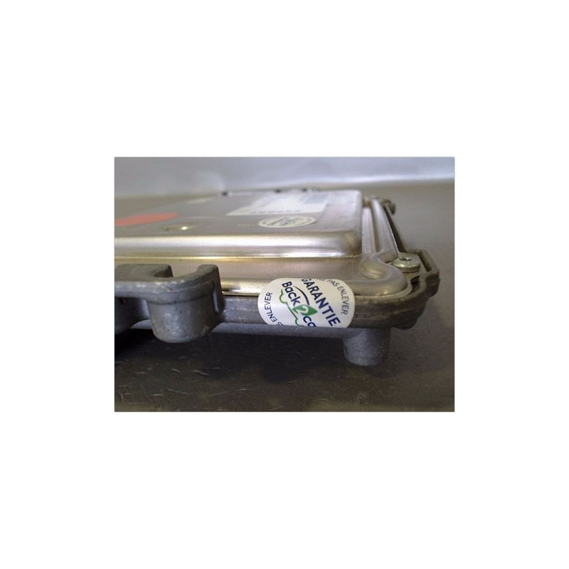 CALCULATEUR MOTEUR RENAULT MEGANE
